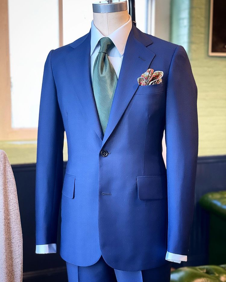 Simple blues, with understated elegance